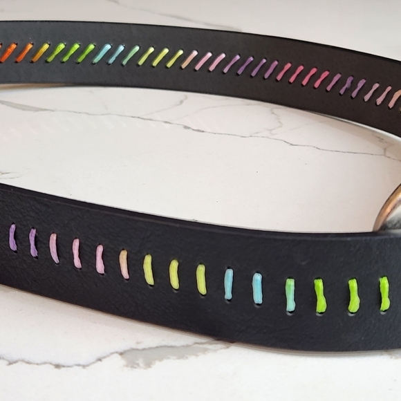 Black Rainbow Vegan Leather Stiched Belt Dilver Buckle- Size L - Picture 6 of 6